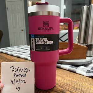 Azalea Stanley adventure quencher